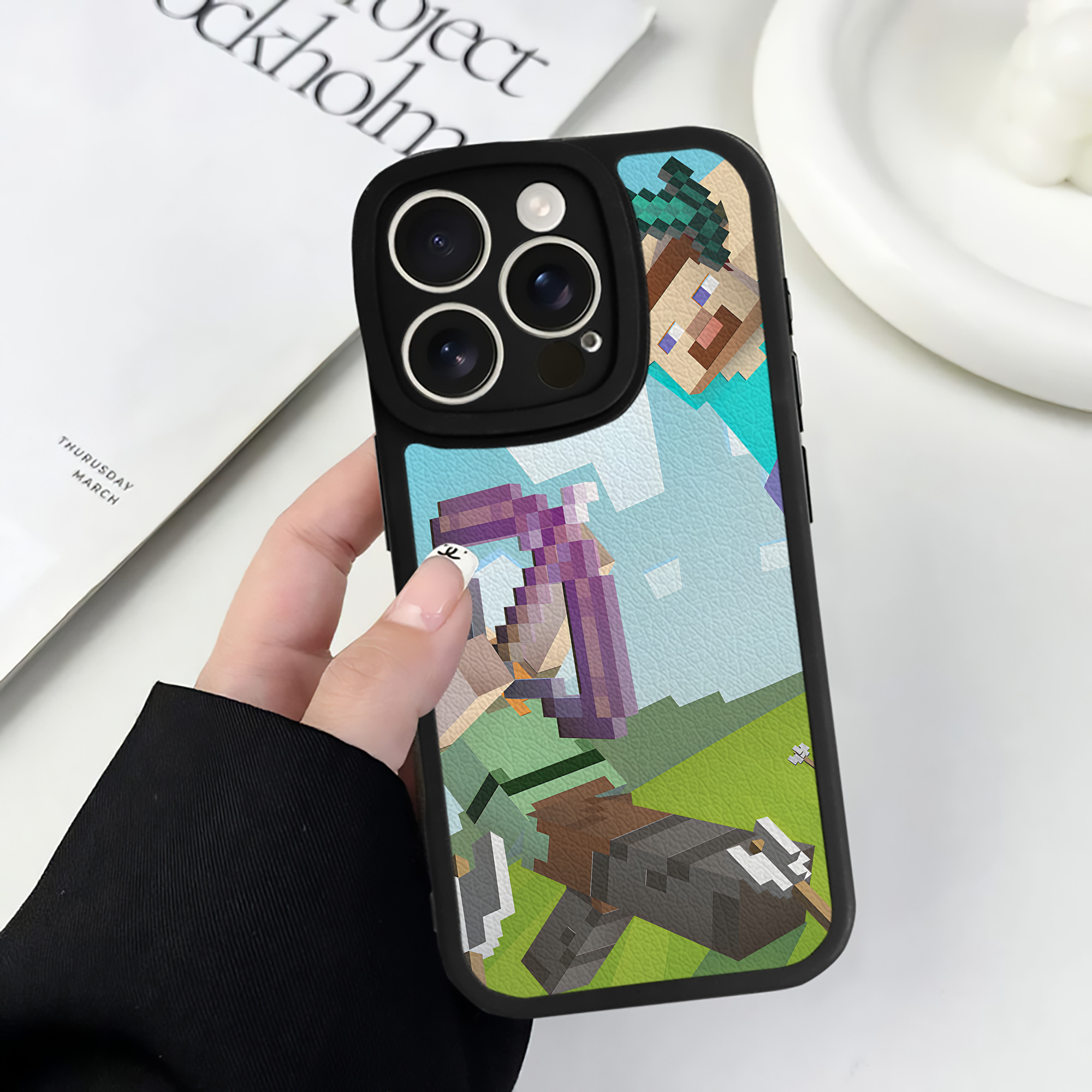 （画像用） マインクラフト ブロックの世界 Minecraft MC Block world 【iPhone 16シリーズ対応】シリコンスマホケース（レザー調） 材質：シリコン